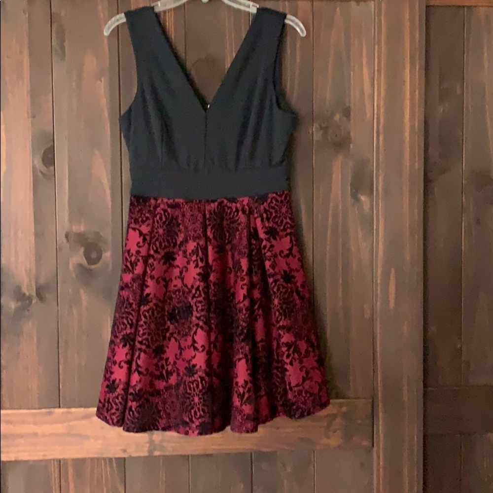 Elegant  Red/Black Dress